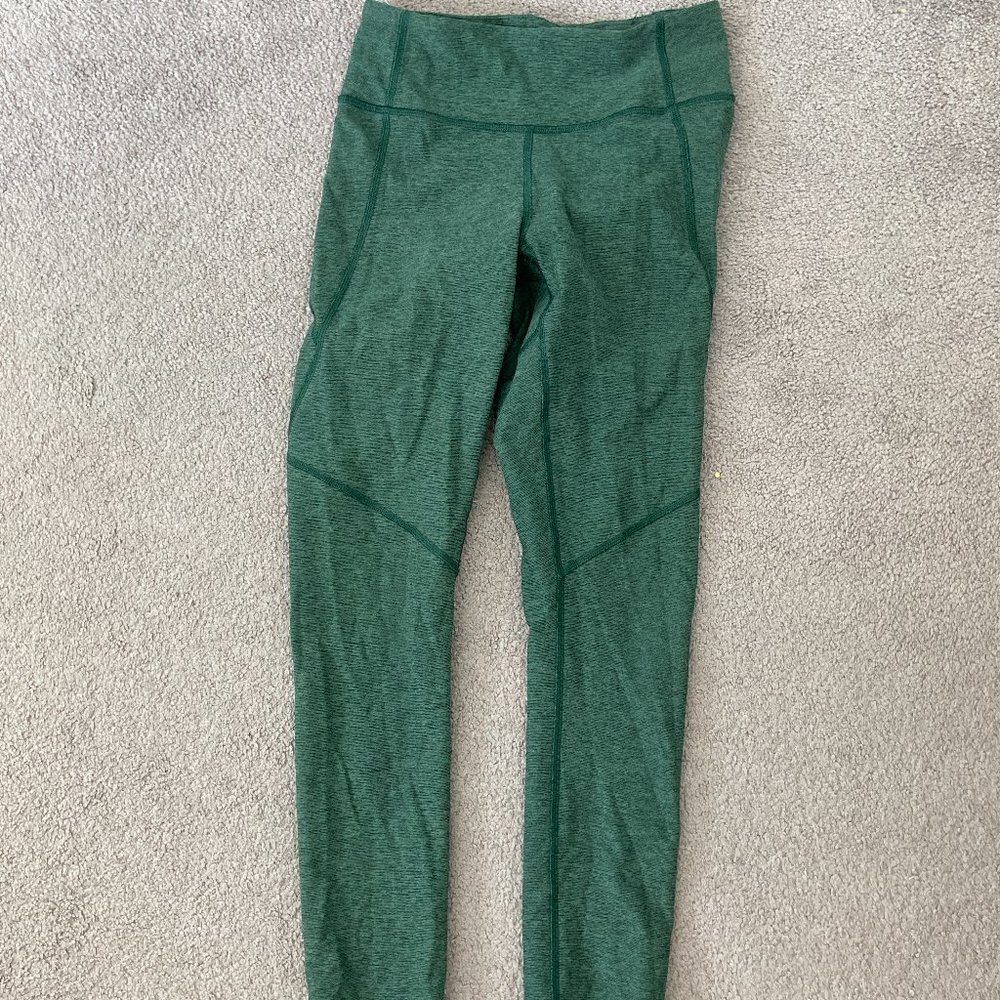 Outdoor Voices Warm-Up Crop Leggings Forest Green Workout Capri in 7/8 Length
